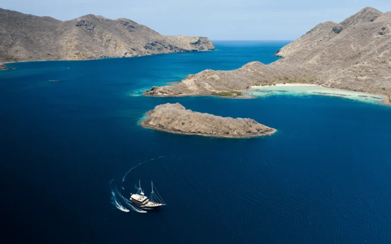 Liveaboard Indonesia Komodo National Park